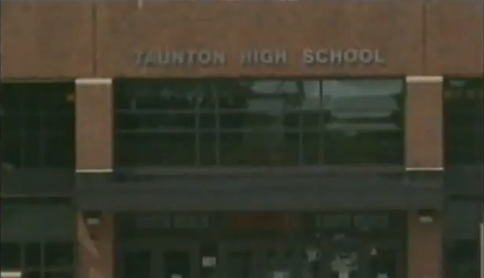 Taunton High School Scandal:  Students Posing Naked On Website