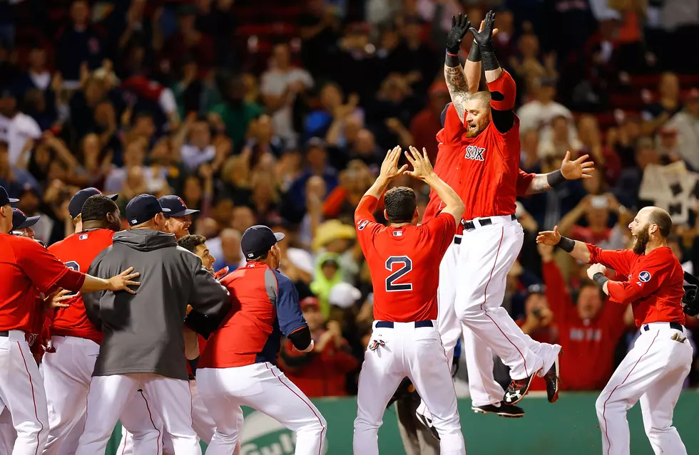 Several Red Sox Greats Celebrating at Fenway Park This Weekend