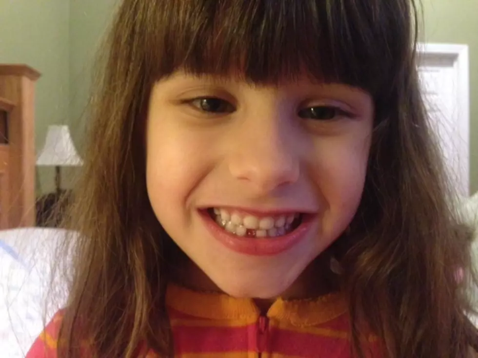 How Much Does The Tooth Fairy Leave At Your House?