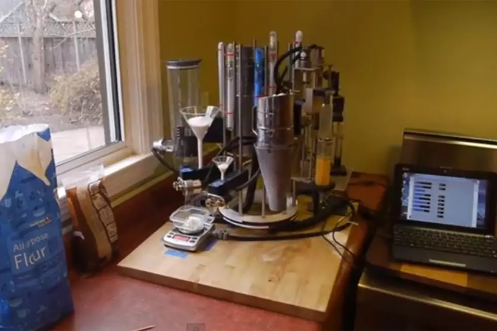 Inventor Creates Cookie Perfection Machine [VIDEO]