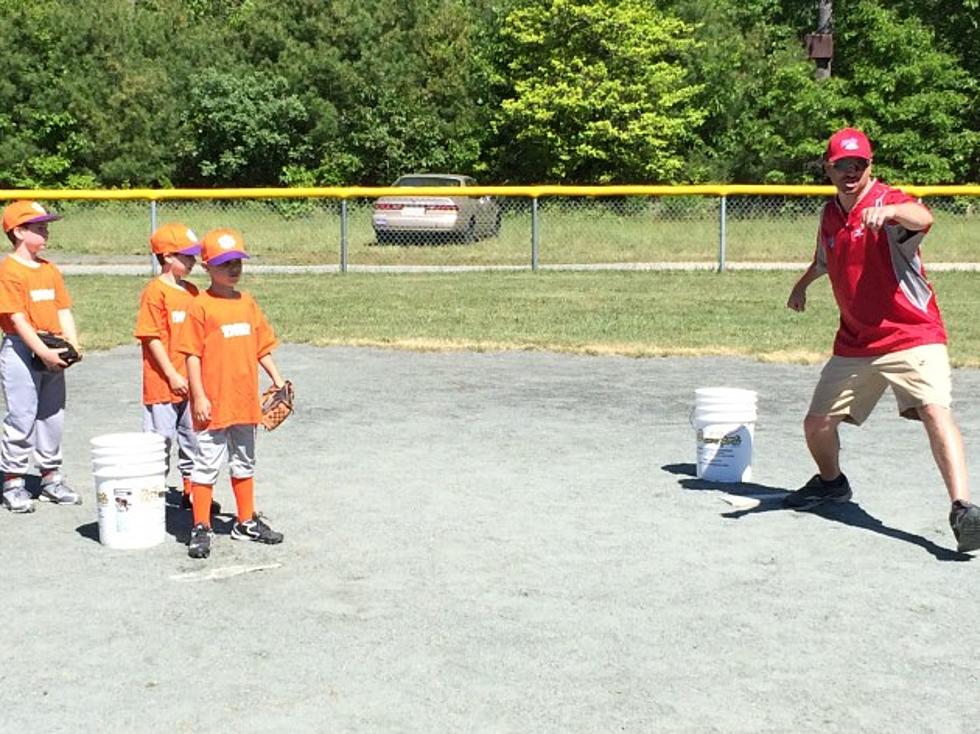 Former Red Sox Pitcher Brian Rose Teaches Kids About Baseball And Life [VIDEO]