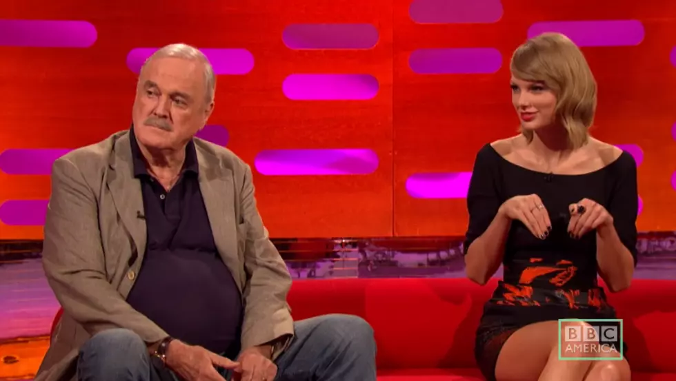 Taylor Swift On Graham Norton Talks About Her Cats