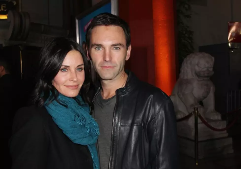 Courtney Cox Is Hosting A Huge Thanksgiving