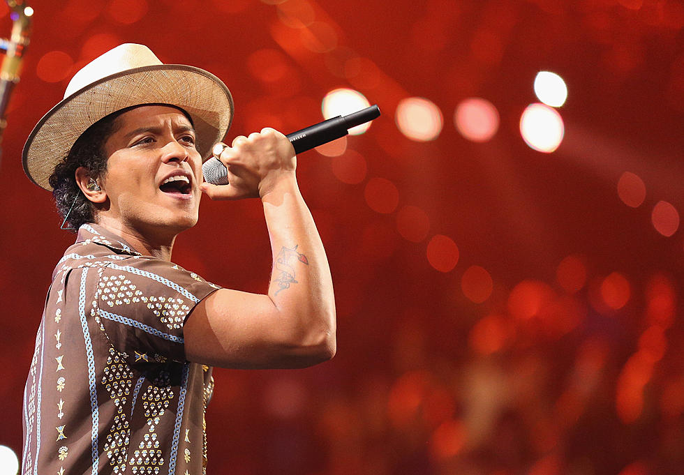 Why Bruno Mars Wore Curlers On The Voice Last Night [VIDEO]