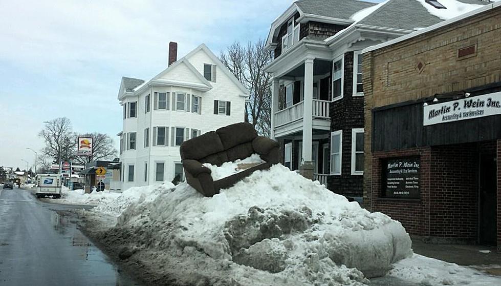 New Bedford Snow Couch
