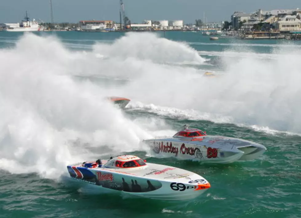 The World’s Fastest Boats Will Be In Fall River This Weekend
