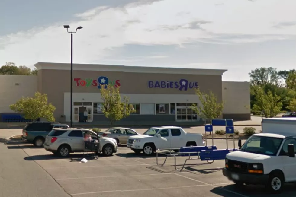 Ocean State Job Lot Replacing Former Toys 'R' Us in Dartmouth