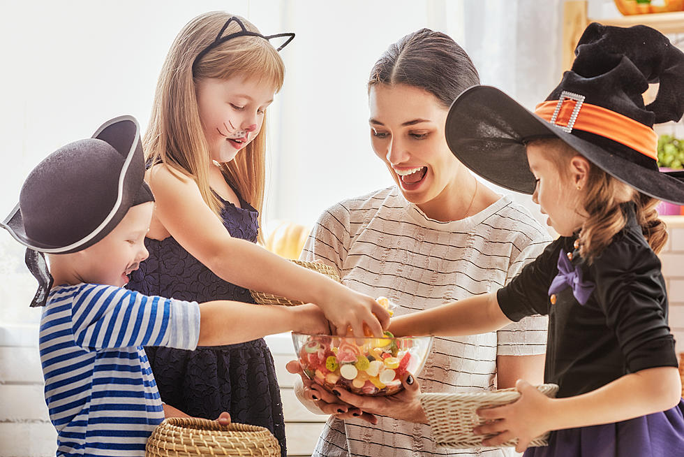 Your Guide to Indoor Trick-or-Treating for Halloween