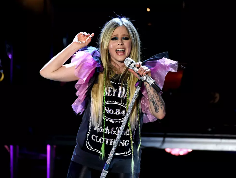 Avril Lavigne Remakes a Song for a Good Cause [WICKED OR WHACK?]