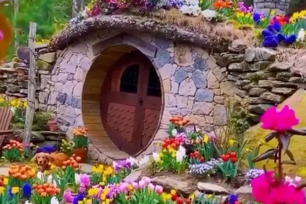 There Is a Real-Life Hobbit House in Rhode Island