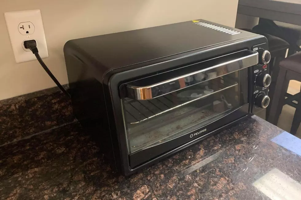 A Toaster Oven Is Better Than a Regular Toaster