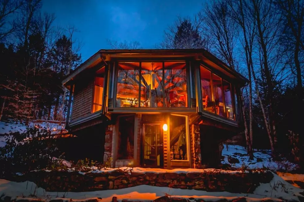 This Massachusetts Treehouse Airbnb Is a Dreamy Getaway