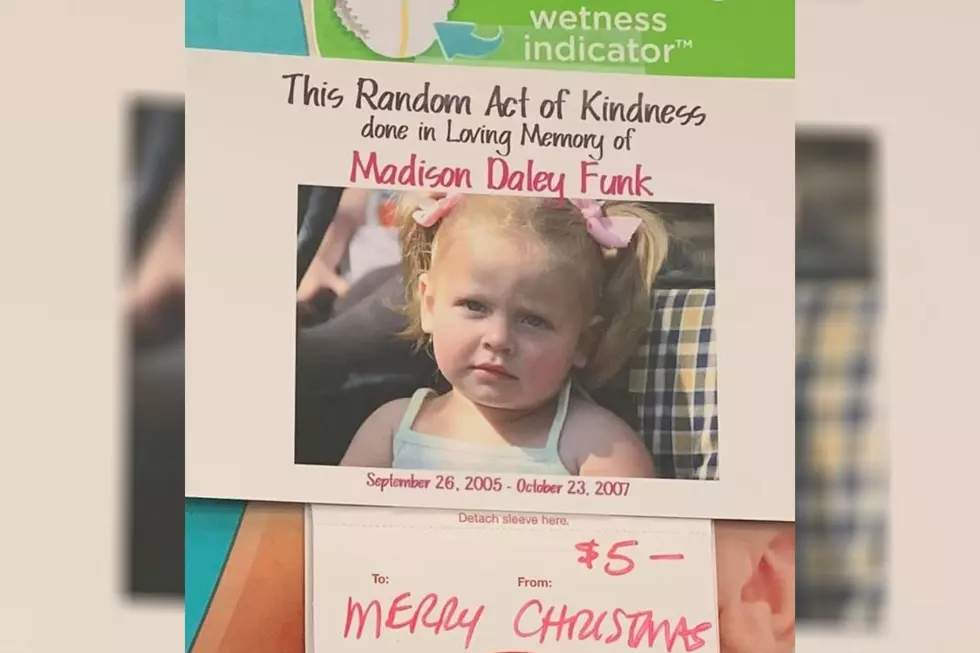 Dartmouth Shoppers Receive a Small Surprise in Memory of Maddie