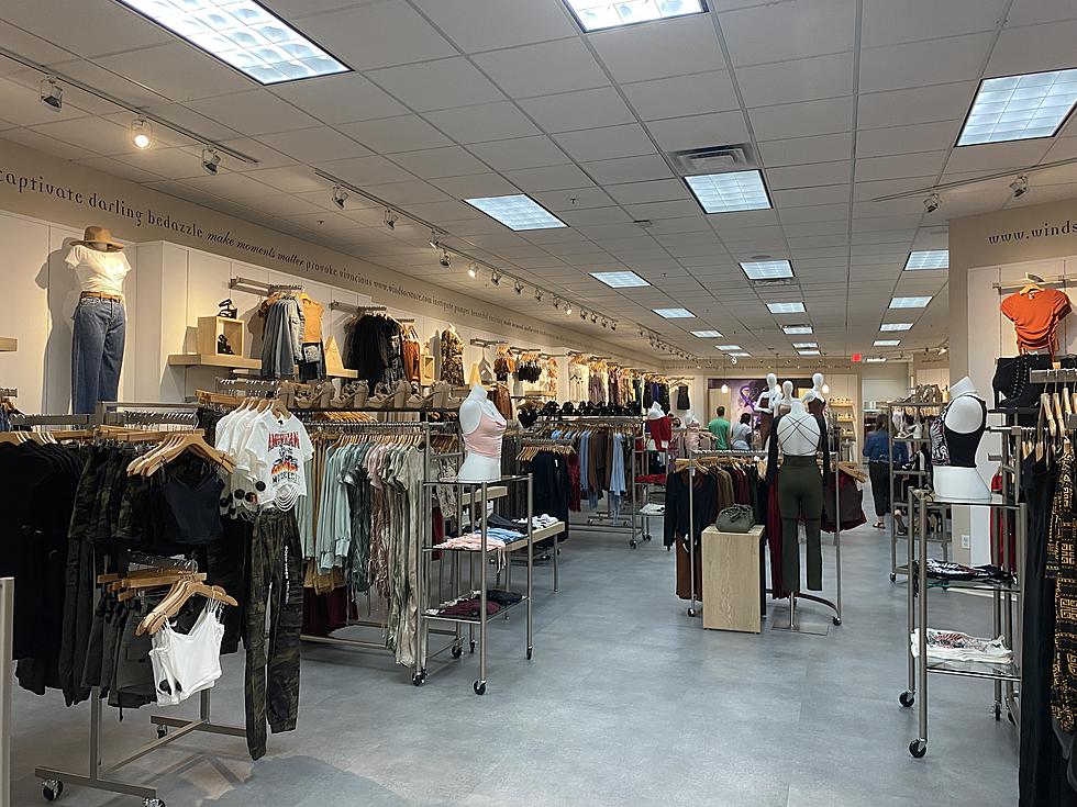 First Look: Dartmouth Mall’s New Clothing Store Is Finally Open