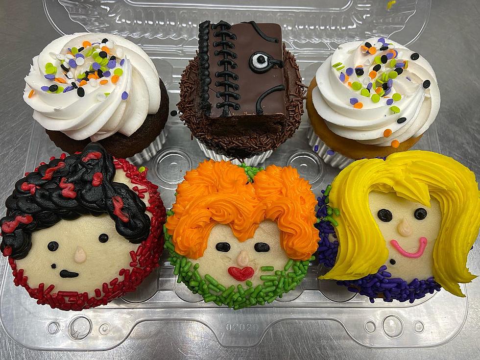 Providence Bakery Serving Up ‘Hocus Pocus’ Cupcakes