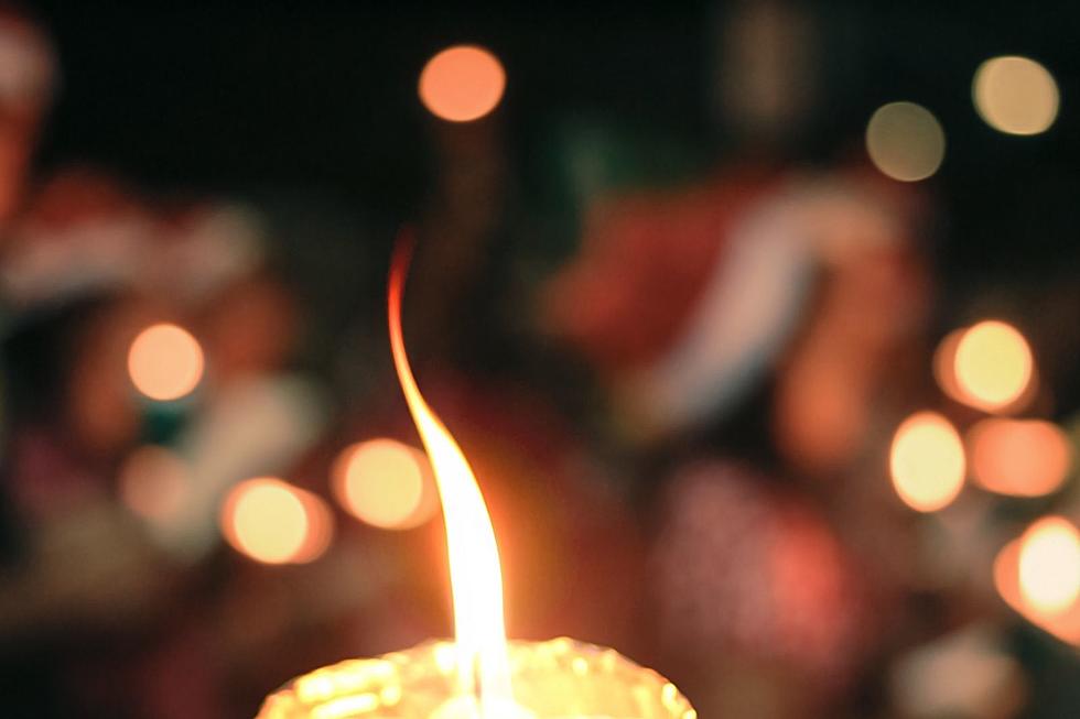 Mattapoisett Unveils New Christmas Caroling Bonfire This Weekend