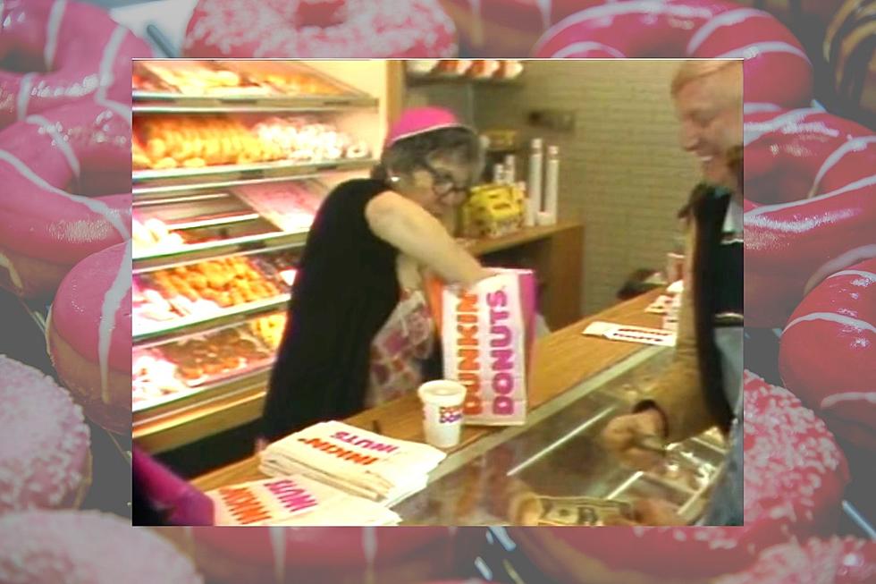Check It Out: Dunkin' Donuts in 1984