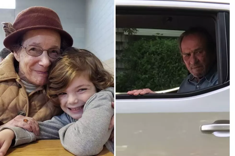 Fairhaven Grandmother Has Cute Encounter With Tommy Lee Jones