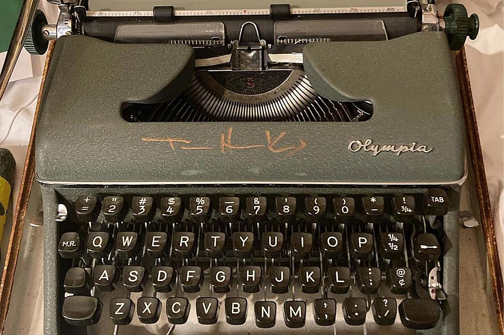 Tom Hanks Surprises Massachusetts Typewriter Company With Thoughtful Gift