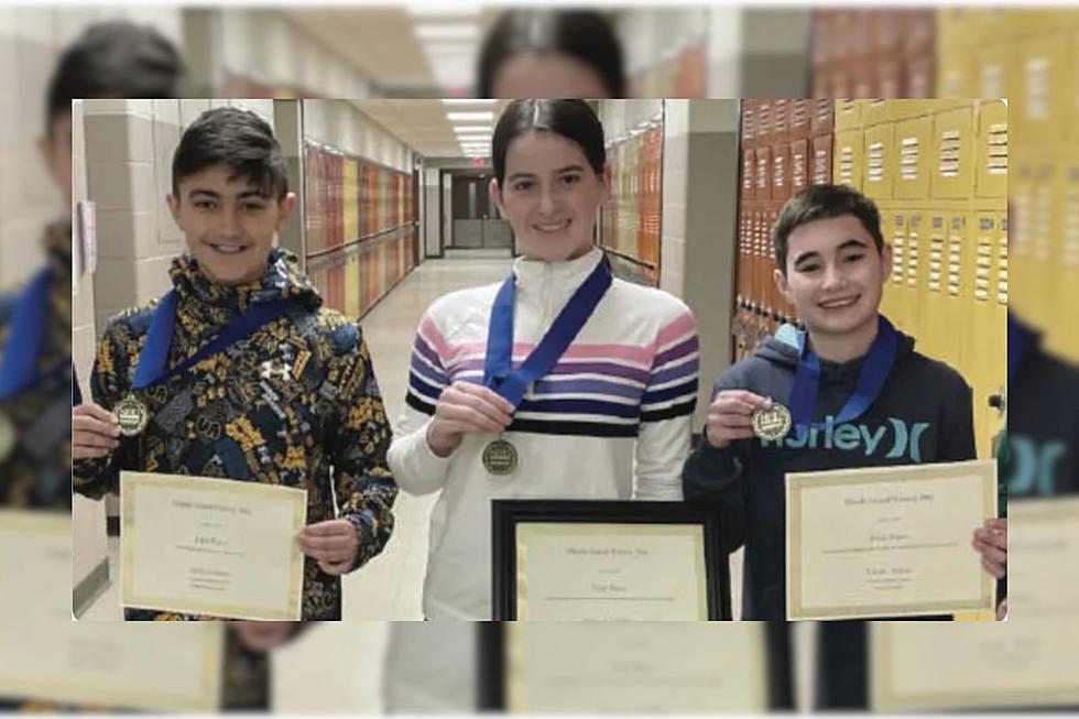 Tiverton Students Win Their Way to National History Contest