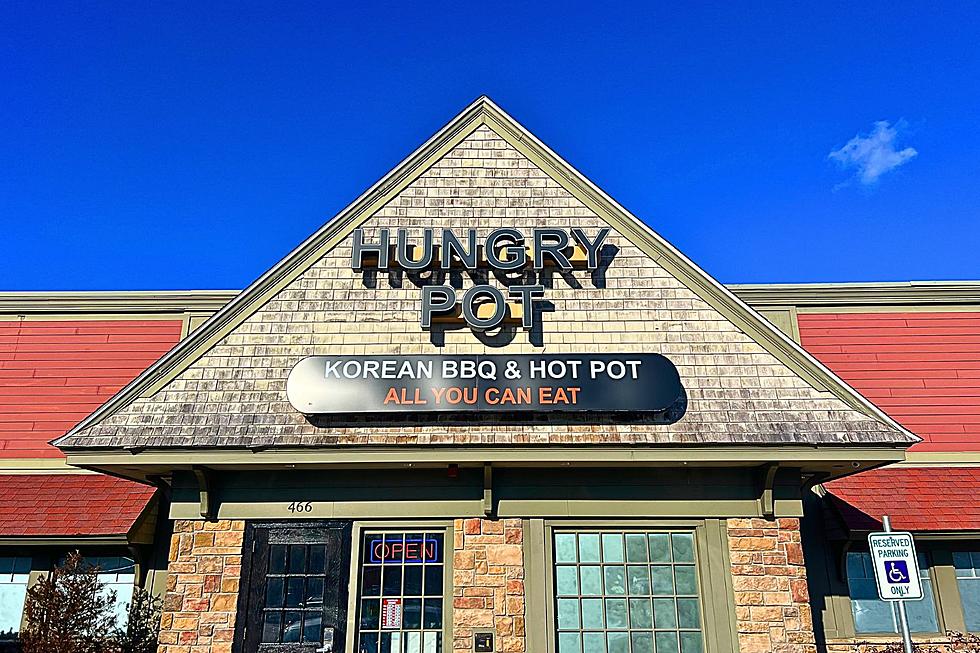 Dartmouth's Hot Pot Restaurant Is a Hands-on Adventure