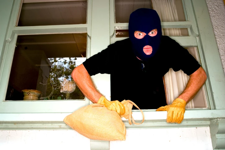 Sexy burglar tied