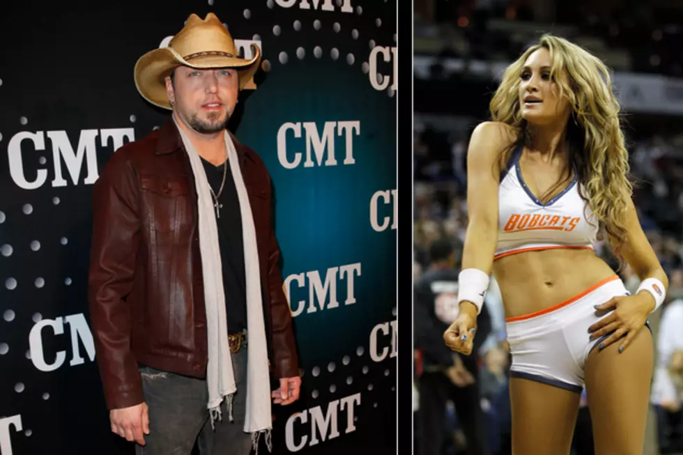 Jason Aldean Is Dating Who