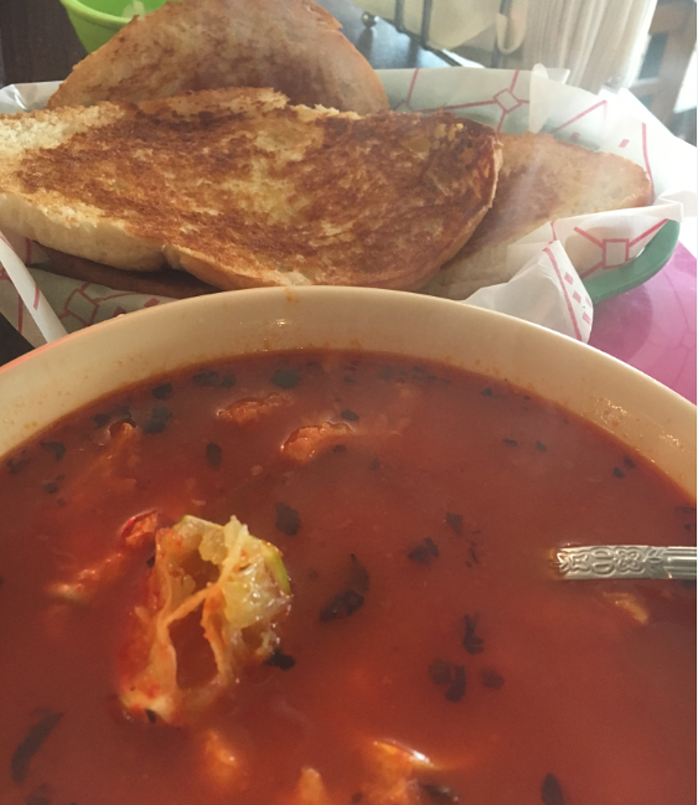 What Do You Eat With Your Menudo?