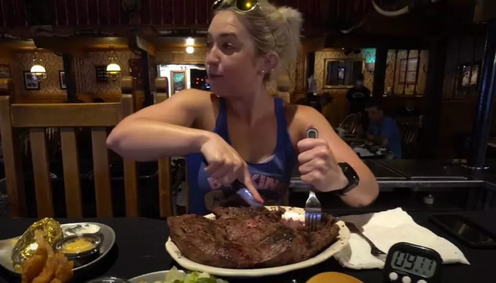 Amarillo Woman Conquers 72 Oz Steak in 40 Minutes – Video