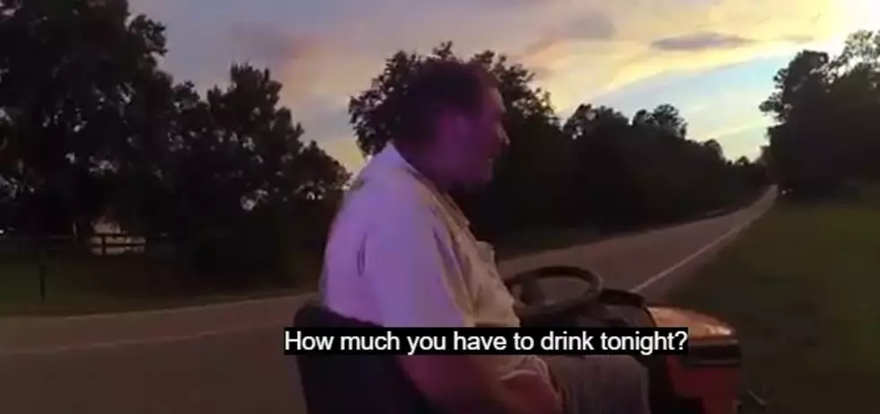 &#x1f3a7;Guy Busted For DUI While Riding Lawnmower &#8211; Video