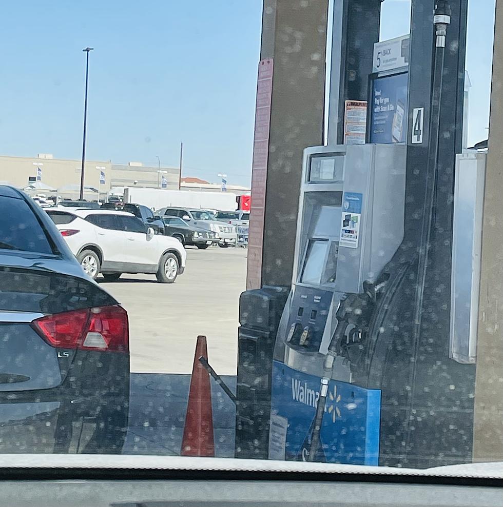 Don’t Be THAT Guy When Pumping Your Gas Please!