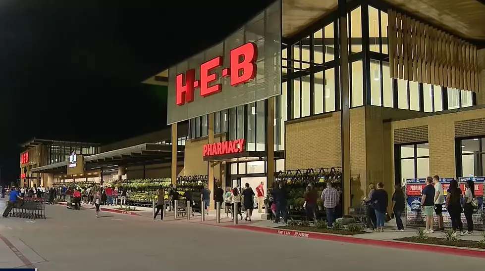 Why Were People Lined Up This Morning At This TEXAS H-E-B? See Video!