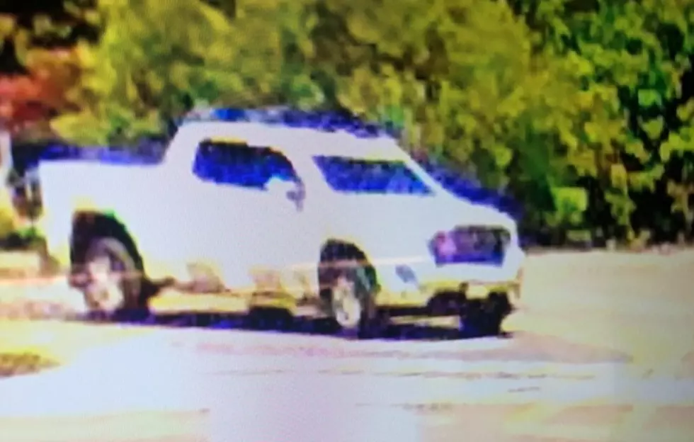 Houlton PD Looking for Truck Involved in Structure Hit & Run [PHOTO]
