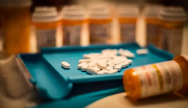 Maine Governor Praises Federal Plan for Prescription Drugs
