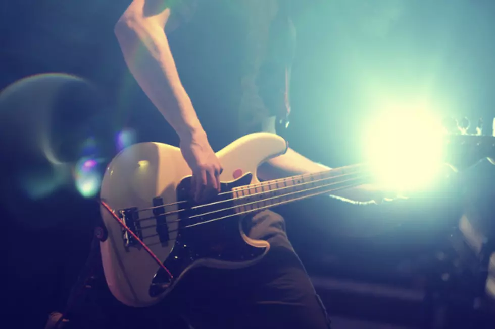 100 Classic Bass Lines in One Song [VIDEO]