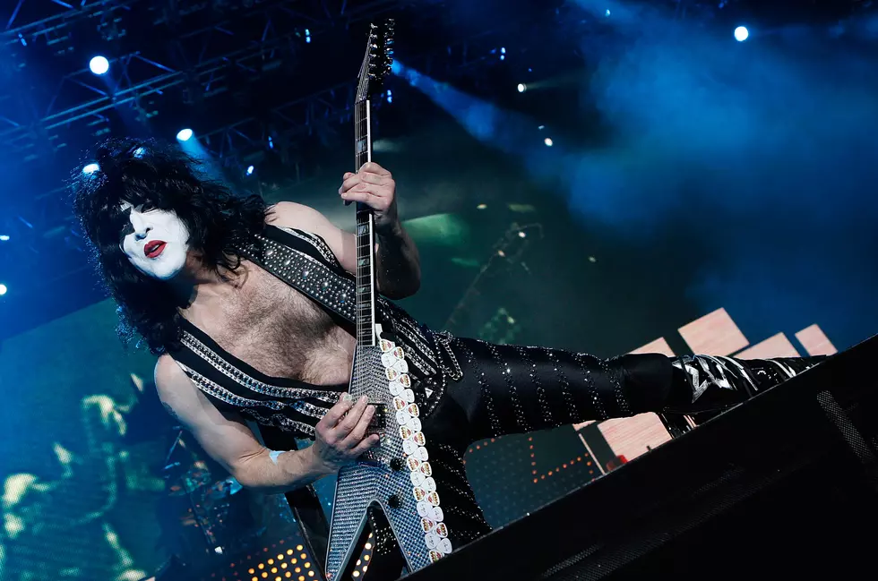 The Rock &#8211; Covers: Paul Stanley Shreds Zep&#8217;s &#8220;Whole Lotta Love&#8221; [VIDEO]