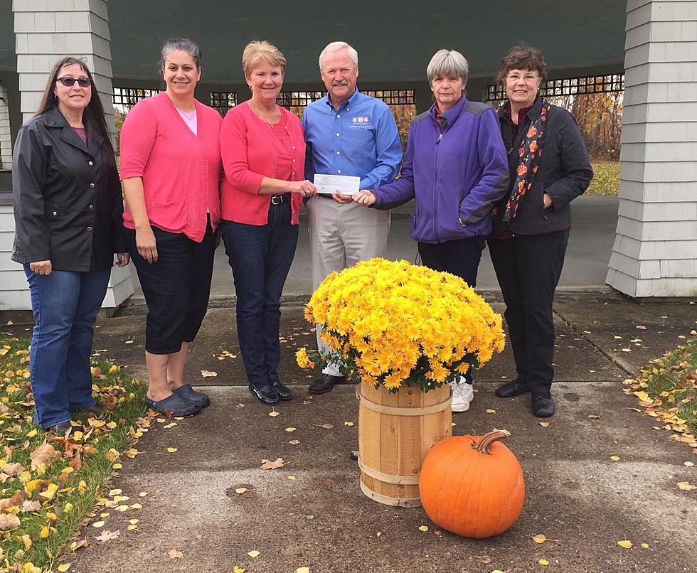 Maine Agri-Women Donate to Aroostook House of Comfort