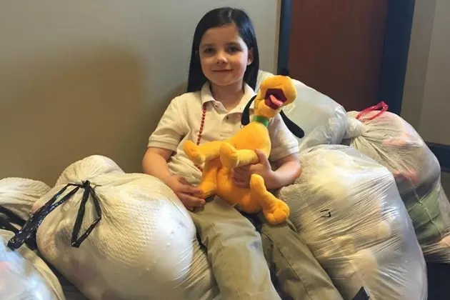 6-Year-Old Donates 180 Stuffed Animals to the Tuscaloosa Fire and Rescue Service