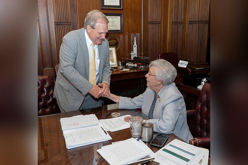 Gov. Ivey Signs Alabama Medical Cannabis Bill into Law