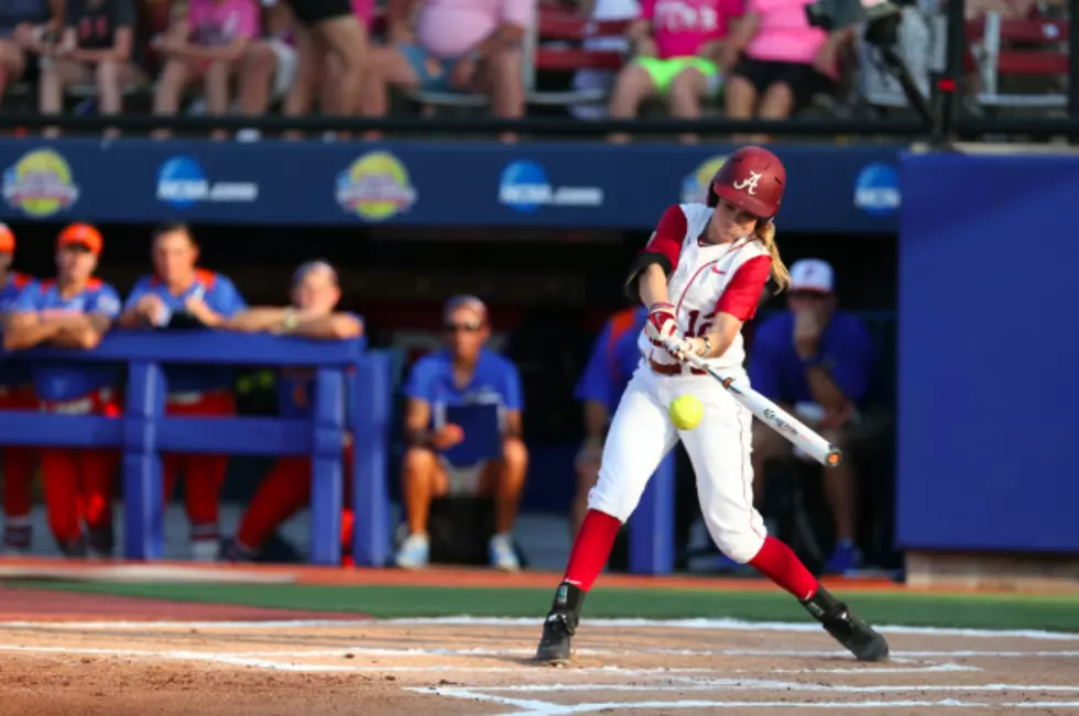 Florida Shuts Out Alabama, 5-0, in WCWS Finals Game 1