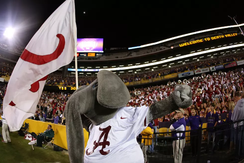 Alabama Remains #4 in the AP Top 25, Oregon Jumps to #3