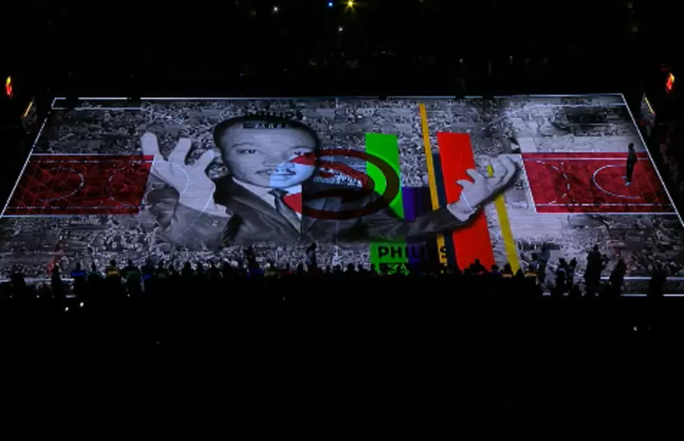 Atlanta Hawks Pay Tribute to MLK in Awesome 3D Court Display [VIDEO]