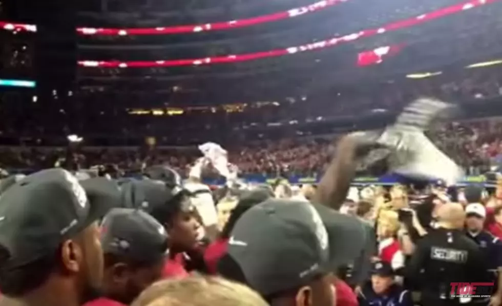 Alabama Players Celebrate the 2015 Cotton Bowl Victory [VIDEO]