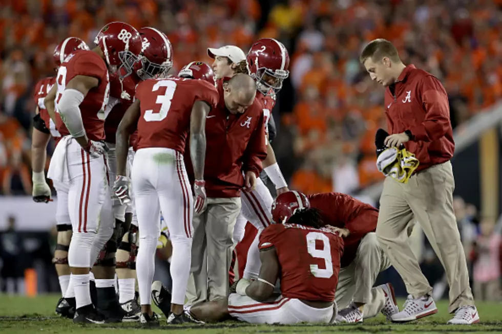 Bo Scarbrough Suffers Fractured Leg in National Championship