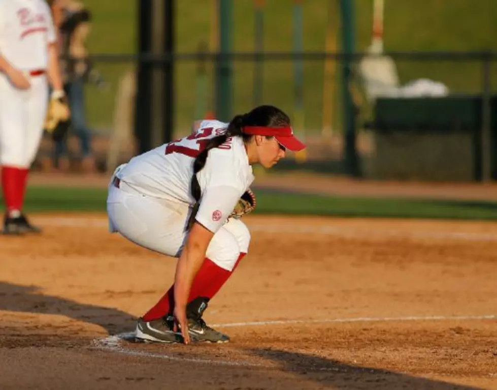 Alabama Softball Falls in Back-and-Forth Series Finale Against Ole Miss