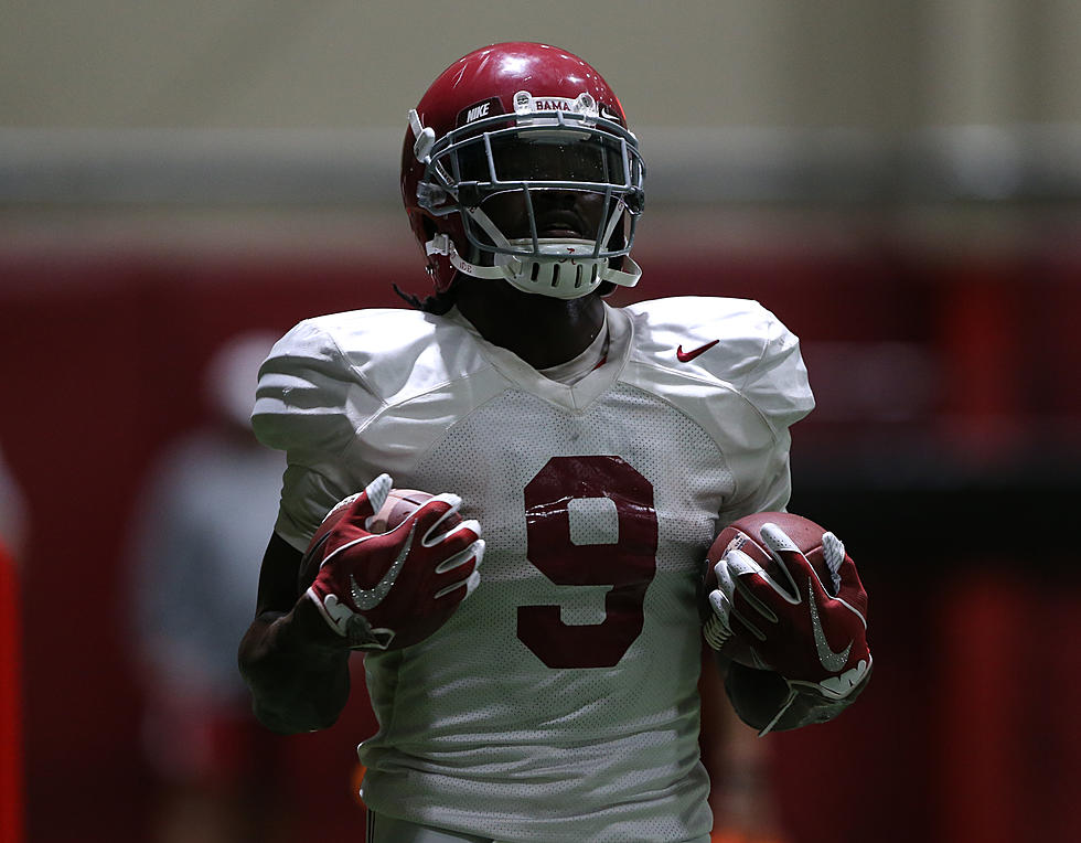Alabama Football Suits Up in Full Pads for First Time in 2017 Fall Camp