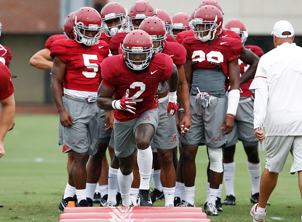 Alabama Holds a Morning Practice Ahead of First Scrimmage [VIDEO]