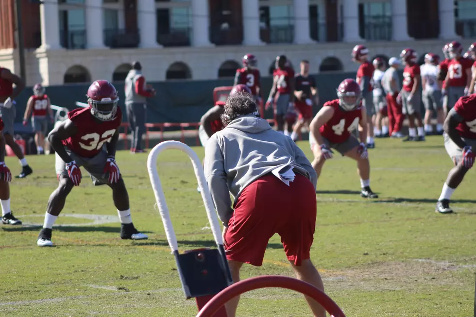 VIDEO: Alabama Inside Linebackers Work with Assistant Pete Golding