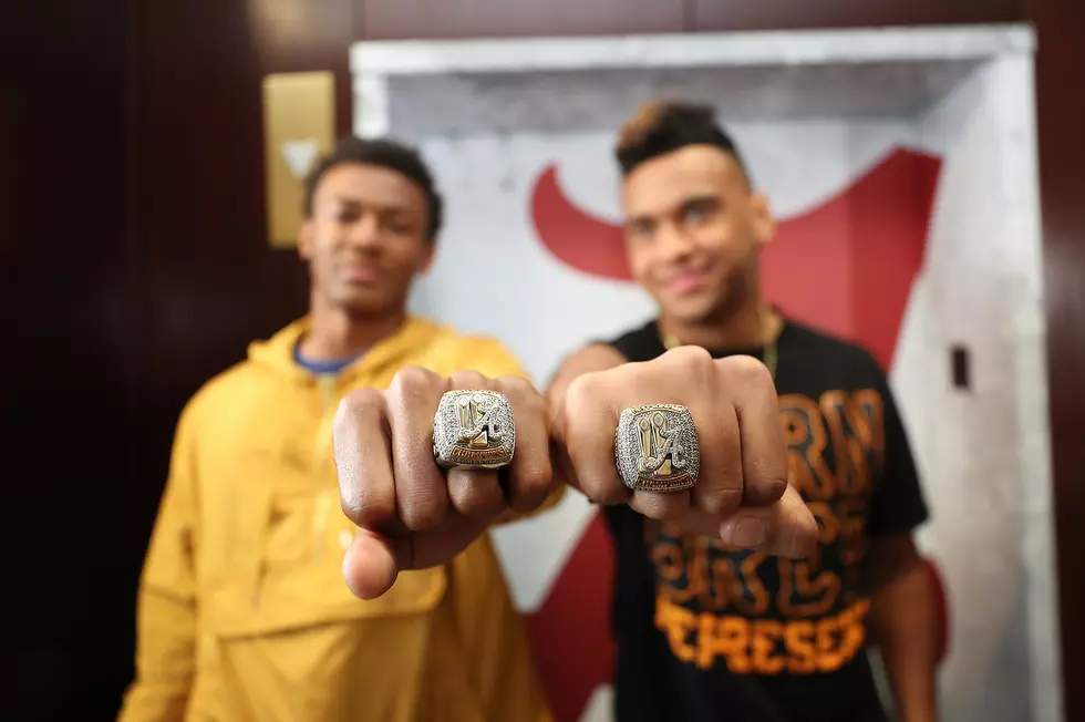 PHOTOS: Alabama Football Receives National Championship Rings at Annual Steak and Beans Dinner Monday