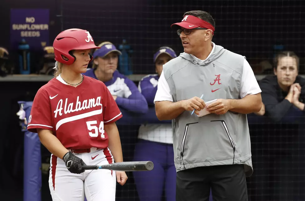 Big Inning Lifts Tide Over Trojans, 8-0, in Weekend Finale Sunday